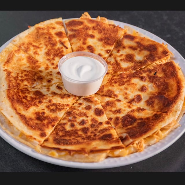 Pizzadilla.