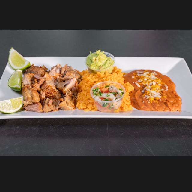 Carnitas Michoacanas.