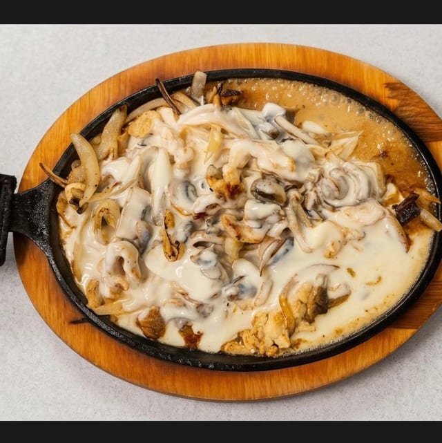 Pollo Azteca.