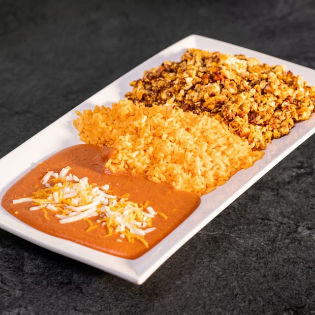 Huevos con Chorizo.