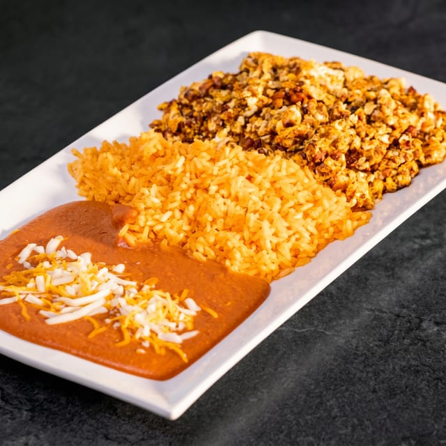 Huevos con Chorizo.