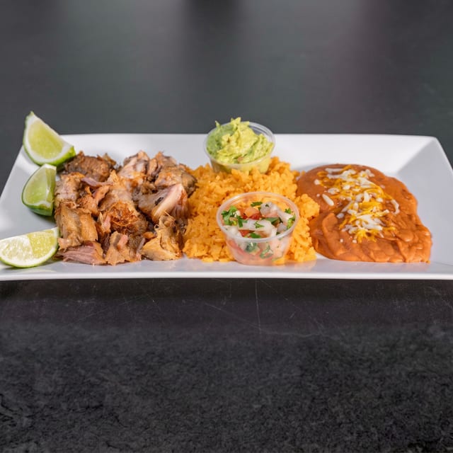 Carnitas Michoacanas.
